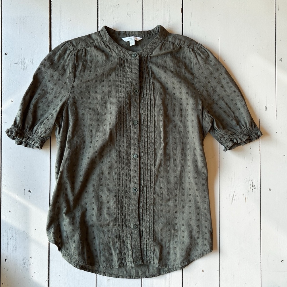 Lucky Brand Olive Green Textured Blouse Size SP Pintuck Button Front Cotton Boho
